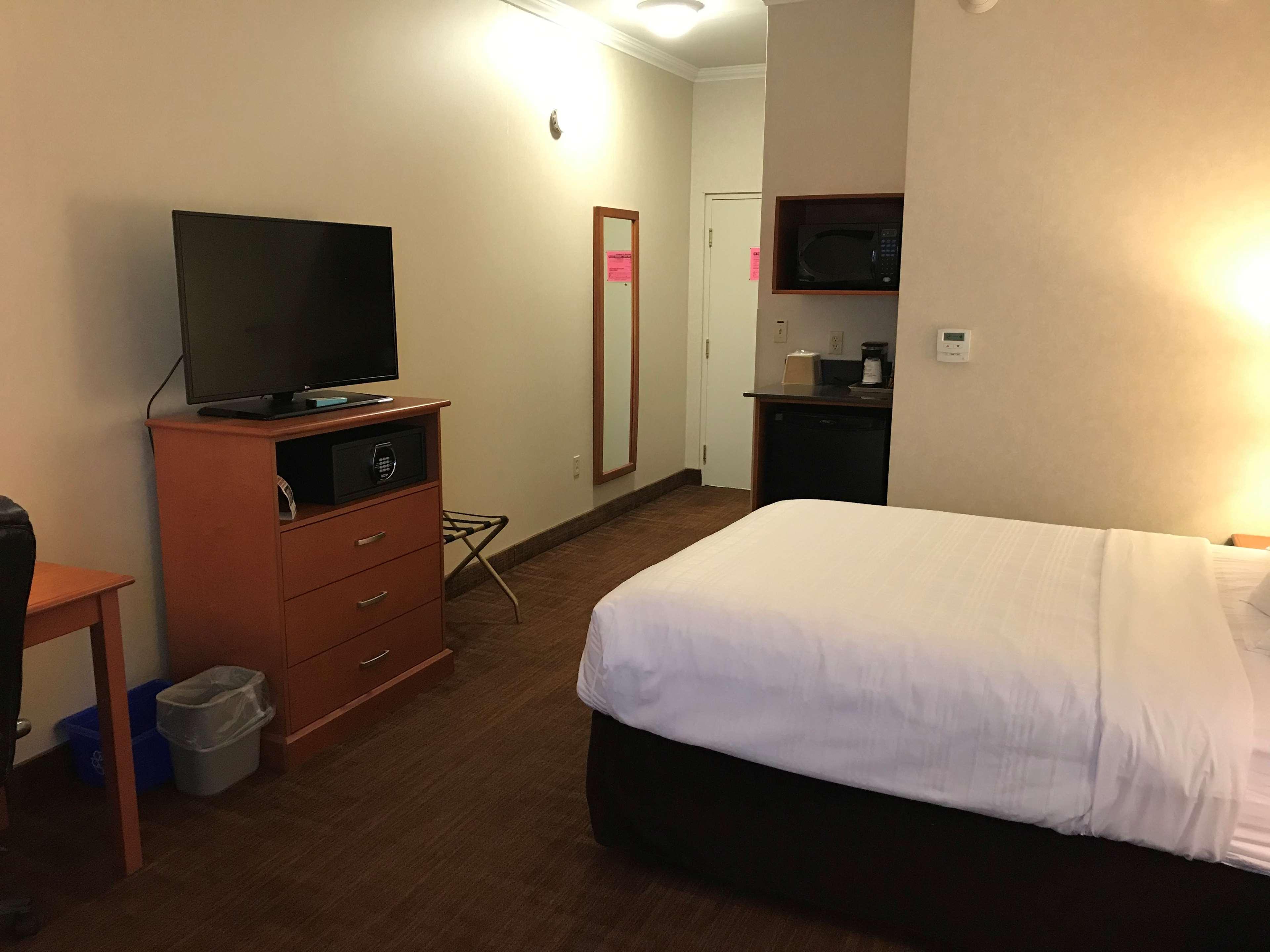Best Western Thunder Bay Crossroads Exterior photo