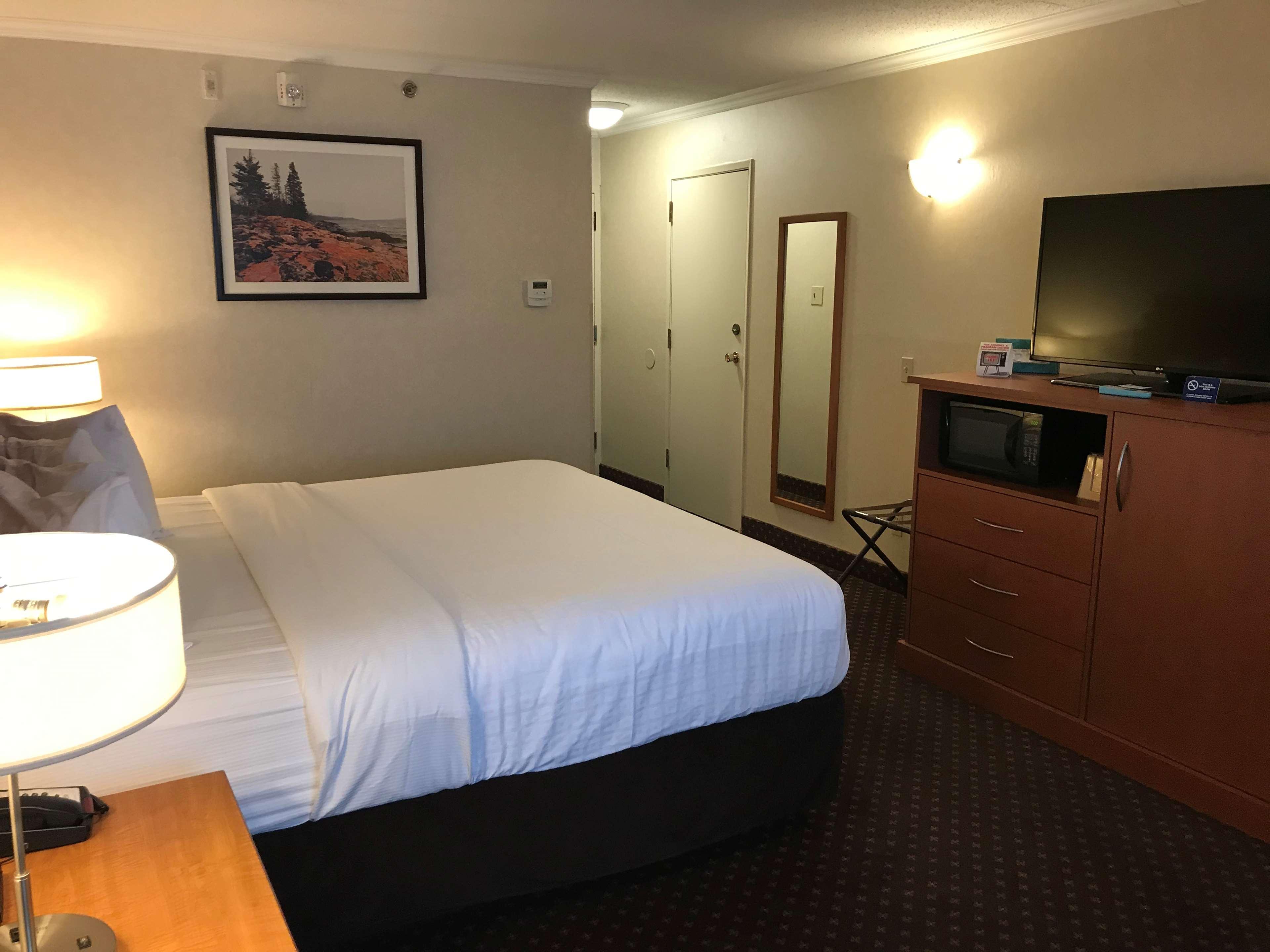 Best Western Thunder Bay Crossroads Exterior photo