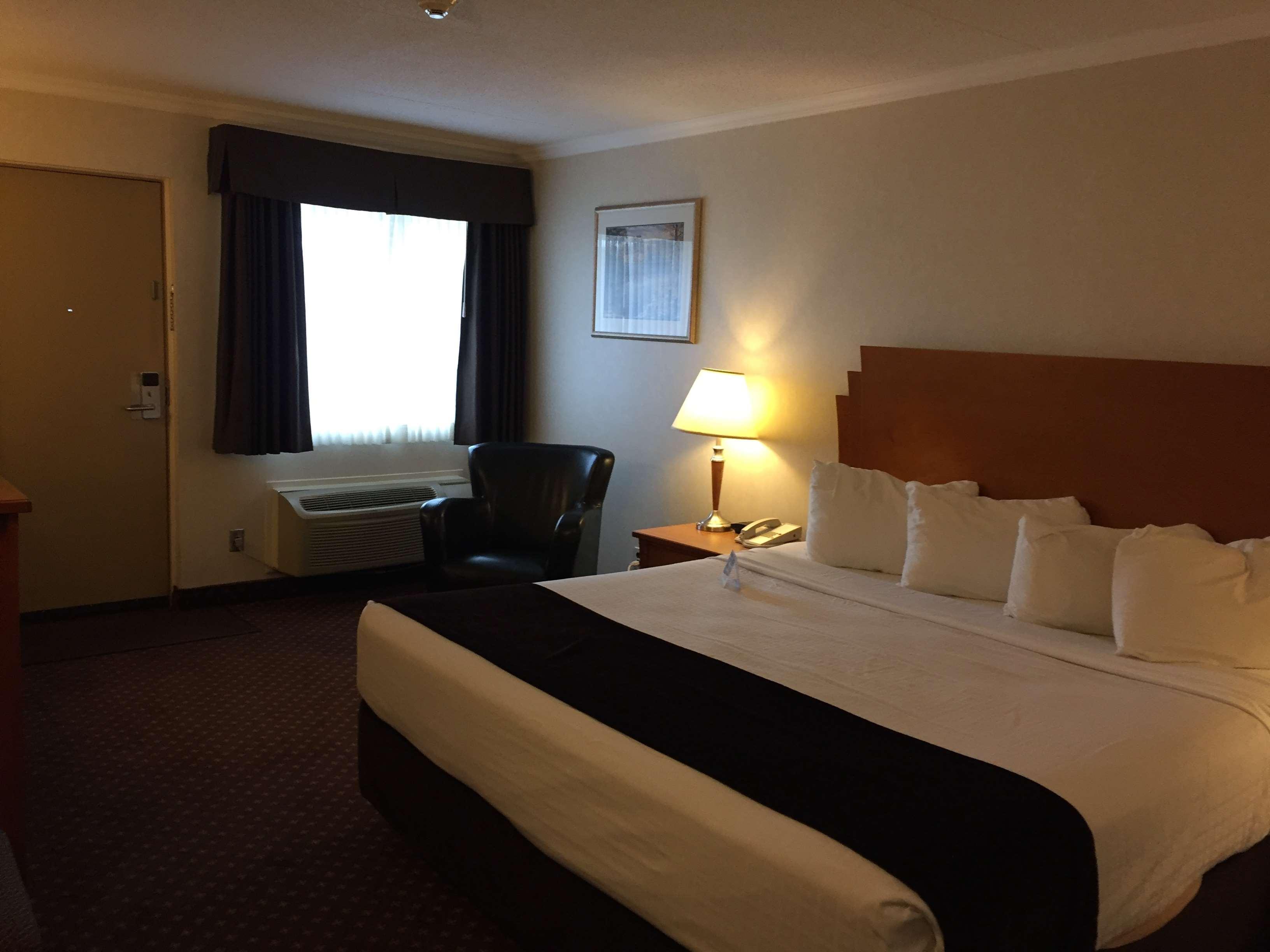 Best Western Thunder Bay Crossroads Exterior photo