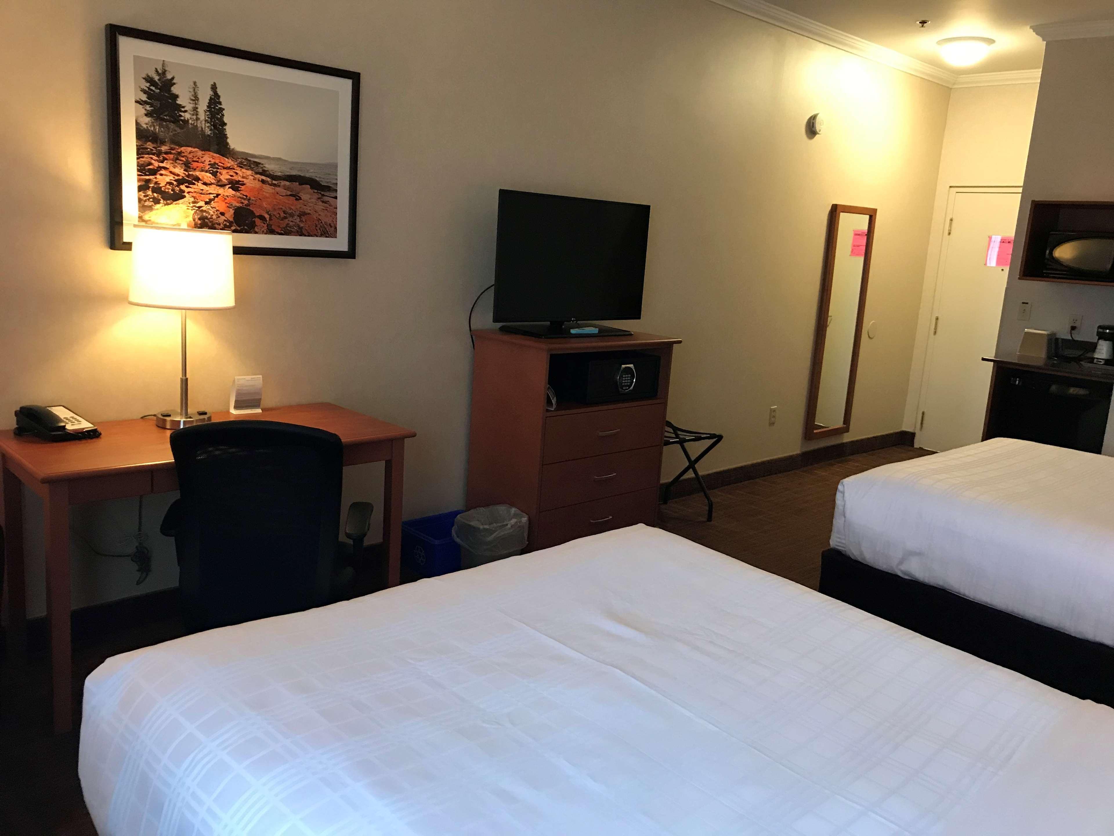 Best Western Thunder Bay Crossroads Exterior photo