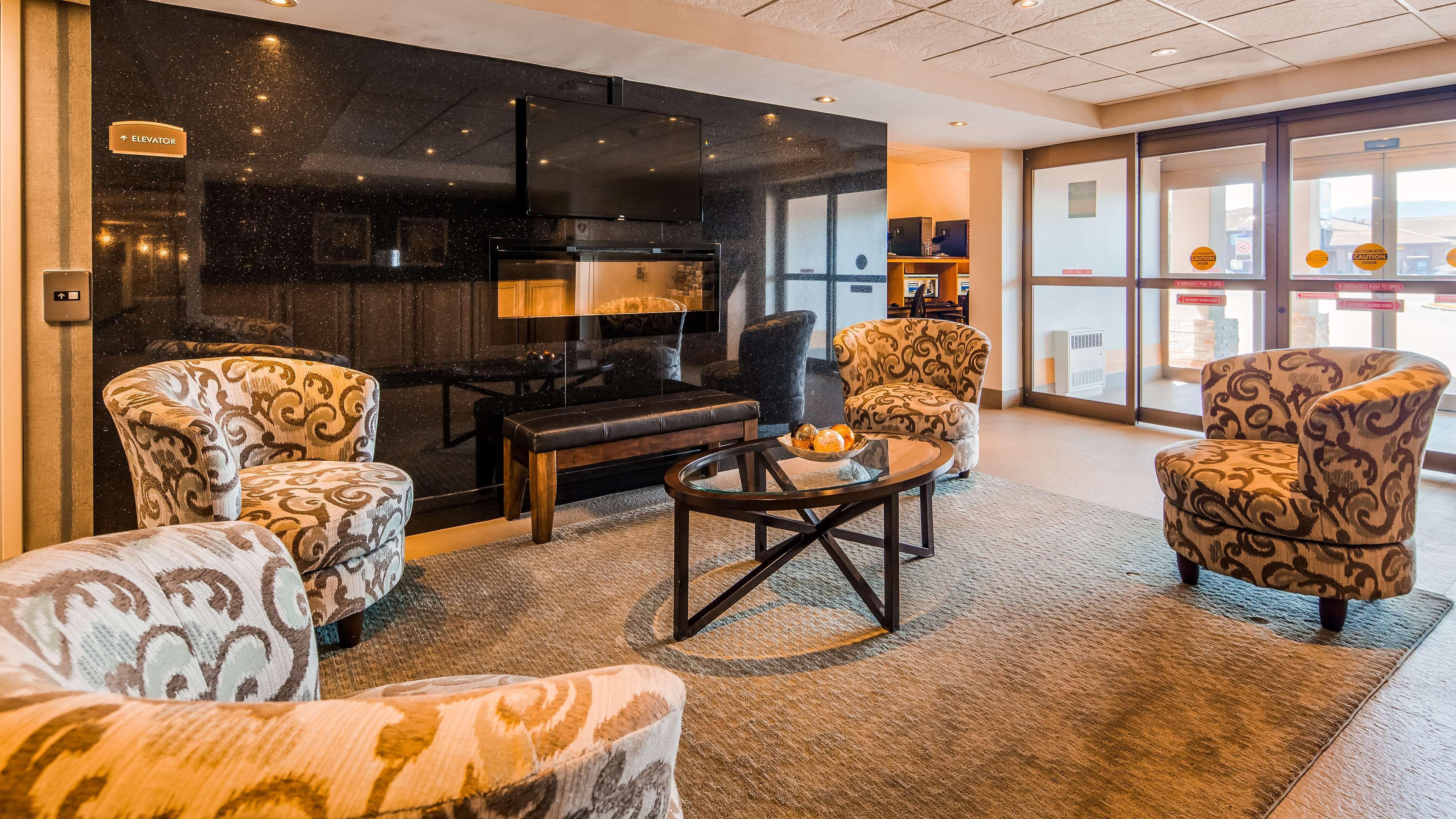 Best Western Thunder Bay Crossroads Exterior photo